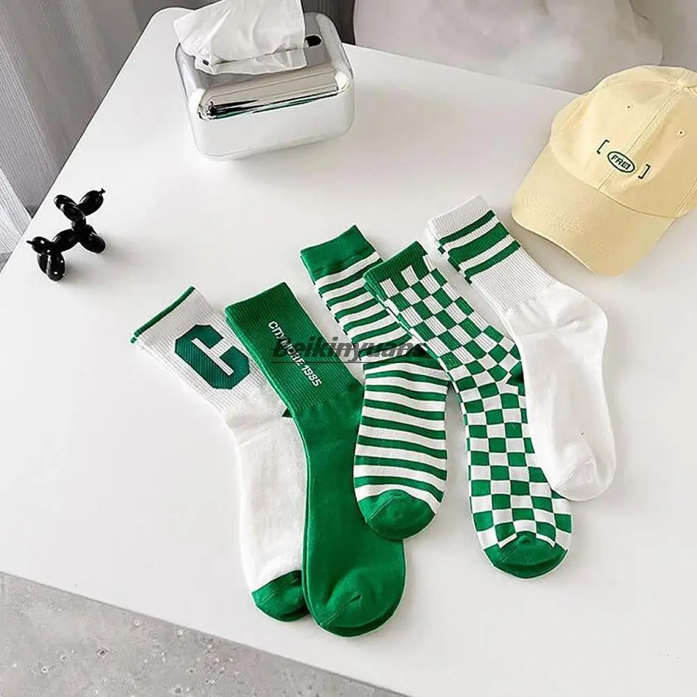 Зеленые носки женские хлопчатобумажные носки ins tide онлайн знаменитости носят чулки с корейскими буквами весенние и осенние чулки