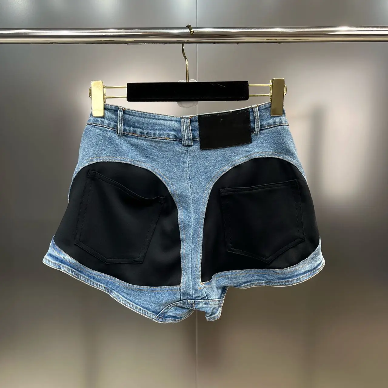 высококачественные дизайнерские летние женские джинсовые шорты в стиле пэчворк 2023 года с высокой талией, тонкие шорты