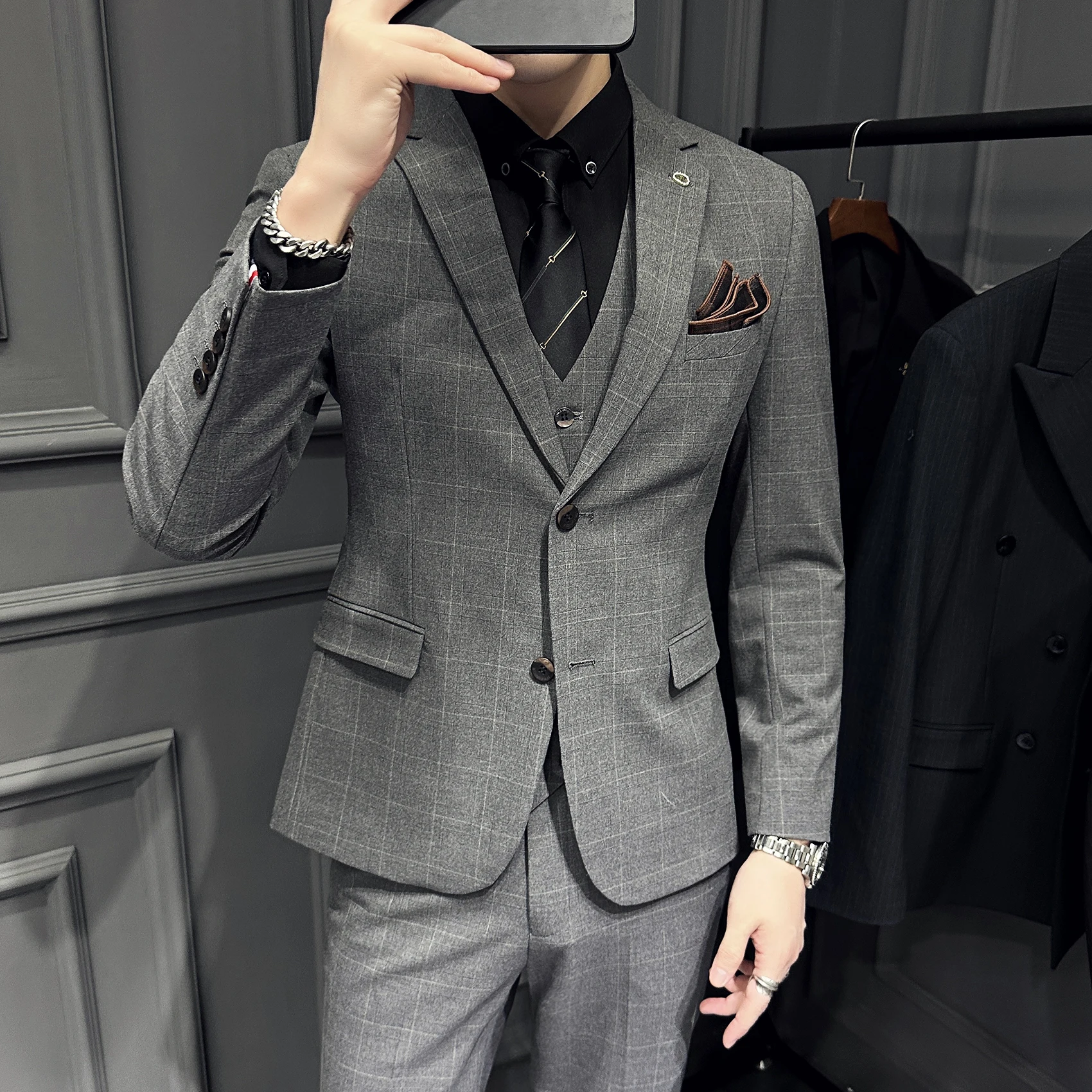 2023 Мужской (блейзер + жилет + брюки) Модный деловой повседневный комплект из 3 предметов в итальянском стиле для джентльмена в деловую клетку