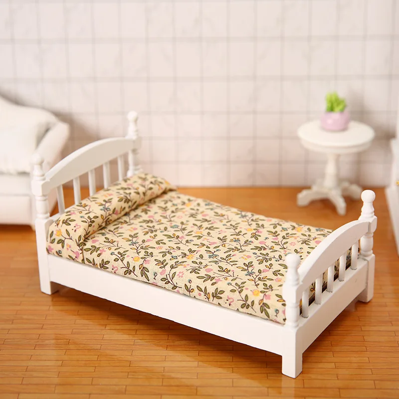 1: 12 Кукольный домик, мини-односпальная / двуспальная кровать, Домашняя мебель для спальни, Игрушка в подарок, Модель мебели для гостиной, Красивая Деревянная игрушка ручной работы